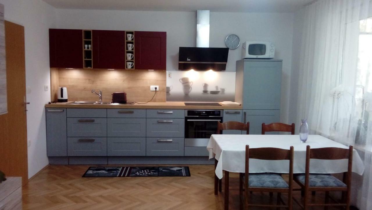 Apartma Meta Радовлица Экстерьер фото